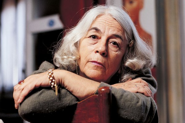 Ha llegado el momento de (re)leer a Carmen Martín Gaite: guía para descubrir a la escritora