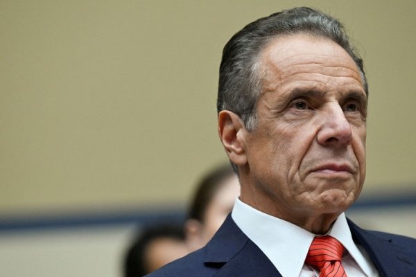 Cuomo, el exgobernador acusado de acoso sexual, abre la guerra por la alcaldía de Nueva York