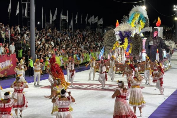 Hoy finalizan los corsos correntinos en el corsódromo Nolo Alías