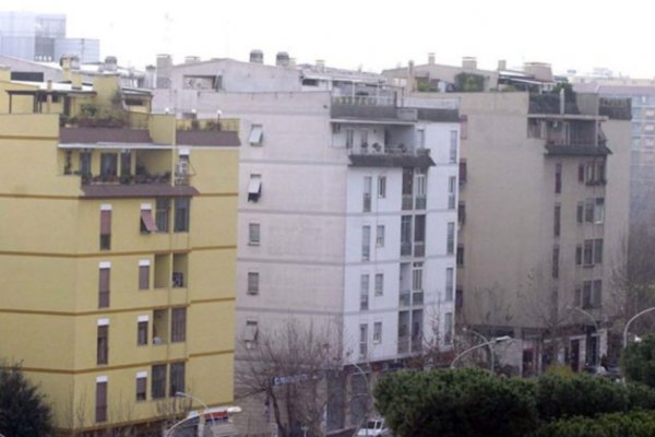  GESTO PROFÉTICO! El Papa dona un millón de euros a un Fondo para la emergencia habitacional