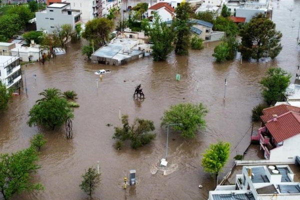 Al menos seis muertos por fuerte temporal en Argentina