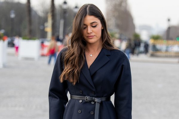 Si las mujeres más elegantes llevan esta chaqueta en París es porque jamás pasa de moda