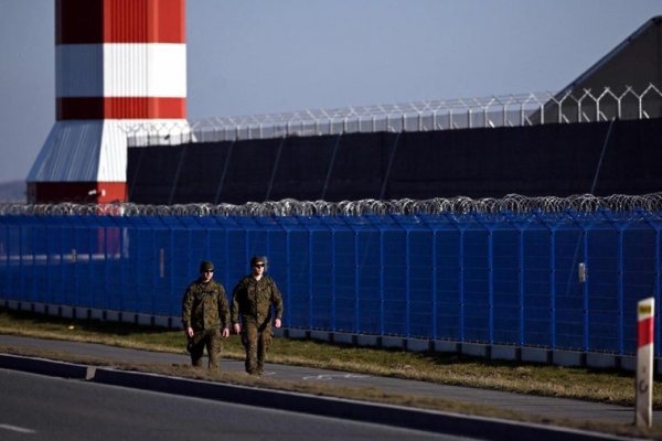 Polonia anuncia un plan de entrenamiento militar a gran escala para todos los hombres adultos