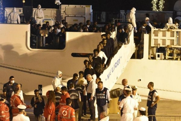 La Justicia italiana ordena al Estado indemnizar a los inmigrantes a los que Salvini impidió desembarcar en 2018