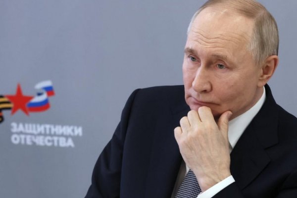 Ciento cuarenta premios Nobel piden requisar los millones confiscados a Rusia para ayudar al pueblo ucraniano
