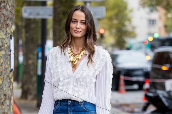 Las blusas boho más bonitas para elevar de nivel tus vaqueros que puedes llevar desde marzo (y toda la primavera)