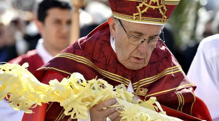 Milagro en el Vaticano| El papa Francisco se recupera: camina sin oxígeno y su salud mejora día a día