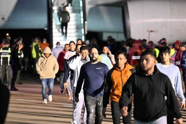 Trump presiona a España para salir de Venezuela, pero salva a empresas de EE.UU.