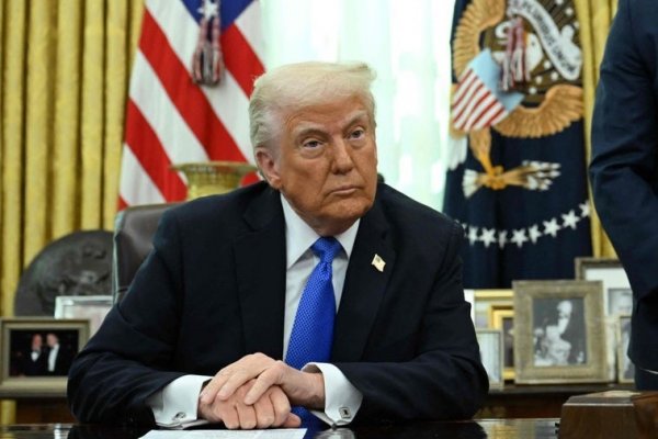 Trump protege a su equipo tras uno de los peores fallos de seguridad en la historia