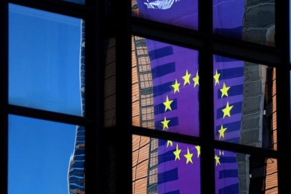Los españoles priorizan la investigación y la educación mientras el resto de Europa pide reforzar la seguridad y la defensa, según el Eurobarómetro