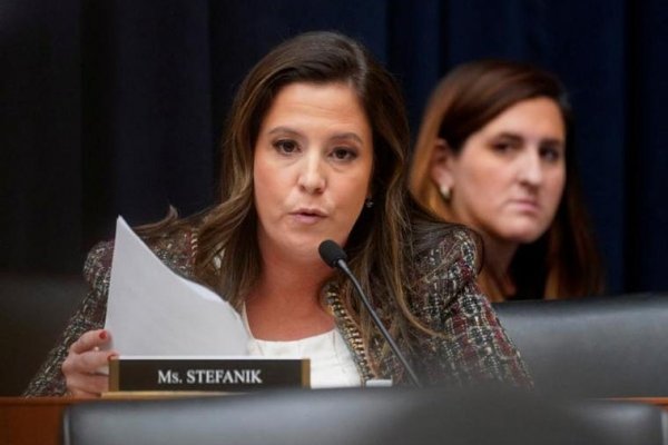 Trump renuncia a nombrar a Elise Stefanik como embajadora ante la ONU