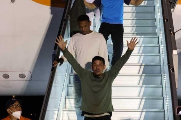 EE.UU. deporta a un influencer venezolano que incentivaba a la ocupación y Maduro le recibe con honores