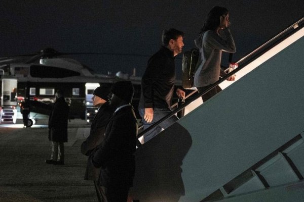 J.D. Vance visita Groenlandia con las puertas cerradas: protesta y diplomacia fallida