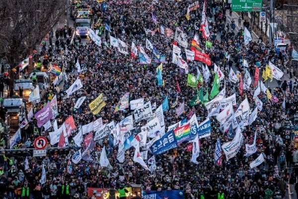 Aumentan las manifestaciones en Corea del Sur mientras el Supremo evalúa el destino del presidente