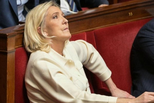 Un tribunal tiene en su mano apartar a Le Pen de la carrera presidencial francesa