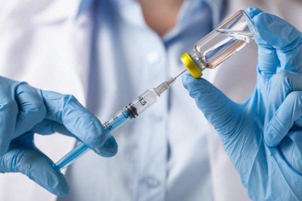 NO TE OLVIDES! Quiénes deben recibir la vacuna antigripal y refuerzos por Covid-19