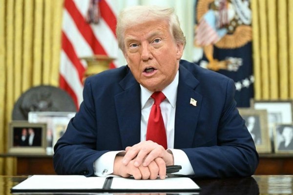 Un juez frena a Trump y mantiene por ahora la protección temporal para venezolanos