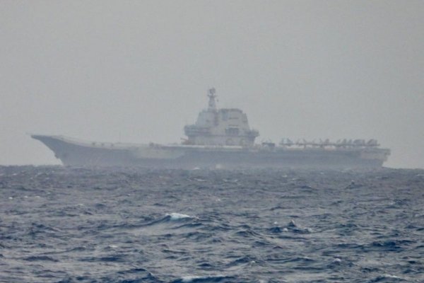 China concluye sus maniobras militares con «fuego real» en Taiwán