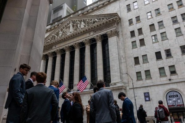 Los mercados se hunden ante la guerra comercial total de Trump