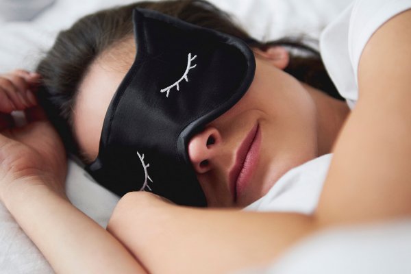Las 9 cosas que hacen antes de acostarse las personas que duermen bien