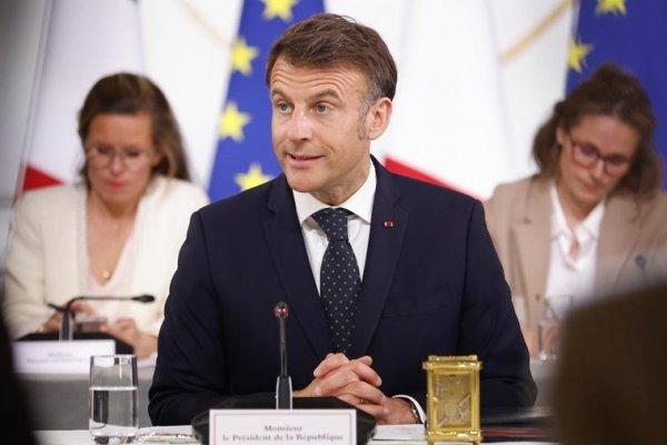 Macron pide la suspensión de las inversiones francesas en EE.UU. tras la imposición de aranceles a la UE