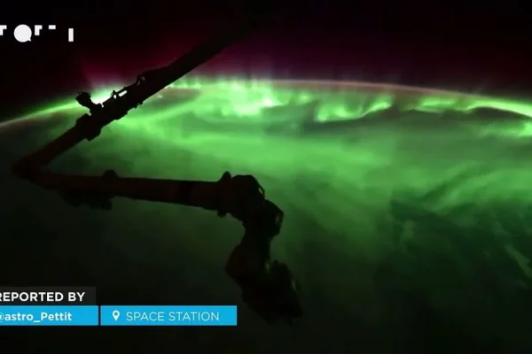 INCREÍBLE! Una aurora ha sido captada desde la Estación Espacial