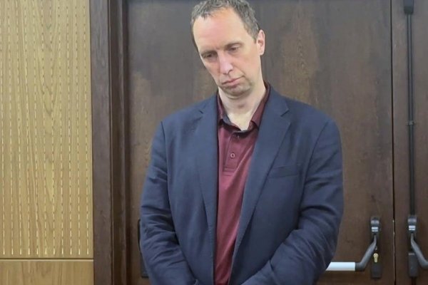 Un estadounidense detenido en Rusia en 2024, internado en un hospital psiquiátrico