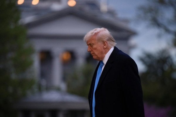 En el búnker de la Casa Blanca: Trump dice que su plan es «hermoso»
