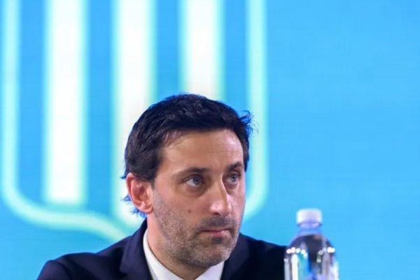 Preocupa a Diego Milito: Racing recibió una fuerte denuncia