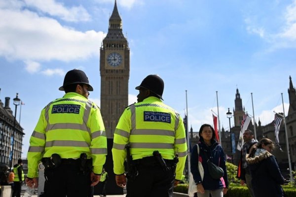 Reino Unido está desarrollando una herramienta para «predecir asesinatos» y detectar posibles homicidas a través de la IA
