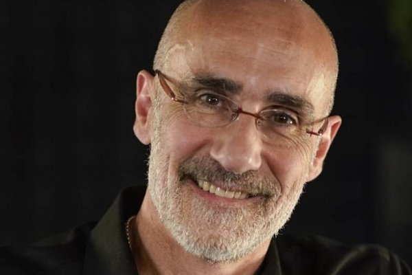 La lección de Arthur Brooks, experto en felicidad de Harvard, para alcanzar el éxito: 
