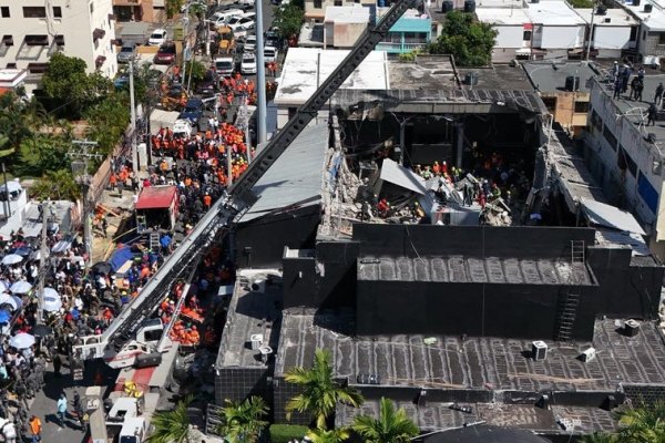 Tragedia en República Dominicana: al menos 98 muertos y más de 155 heridos tras derrumbarse el techo de una discoteca