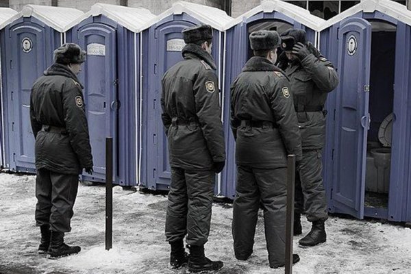 Las autoridades de Chechenia exhiben el cadáver de un adolescente abatido tras matar supuestamente a un policía