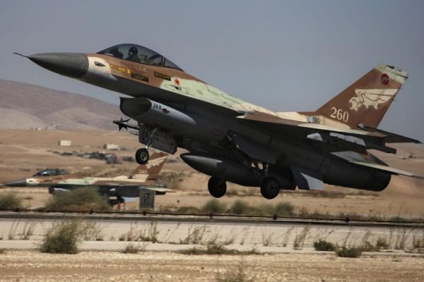 Israel y Turquía crean un teléfono rojo para evitar que sus cazas choquen en Siria