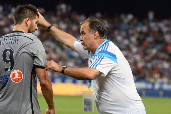 Gignac le apuntó a Bielsa: 