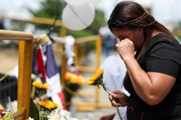 Cifran en 221 el número oficial de muertos por el derrumbe de una discoteca en República Dominicana