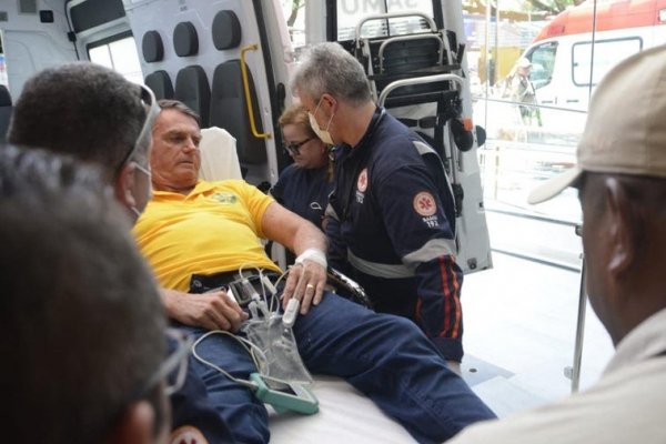 Hospitalizado el expresidente de Brasil Jair Bolsonaro por «fuertes dolores» en el abdomen