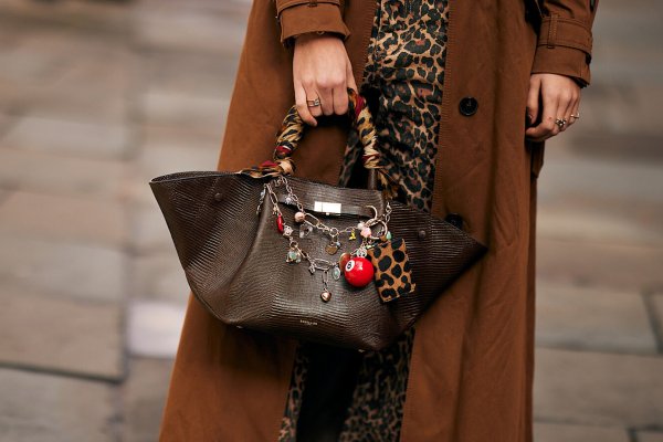 El bolso de rafia, la sandalia de piel o los collares más bonitos: los accesorios de Mango que no puedes dejar escapar