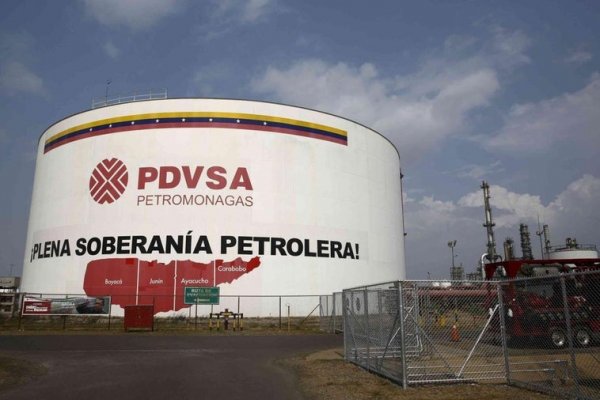 China e India reanudan la importación de petróleo venezolano