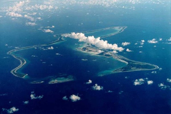 «Nadie está a salvo», los aranceles de Trump podrían golpear islas habitadas solo por pingüinos o con bases militares estadounidenses cruciales