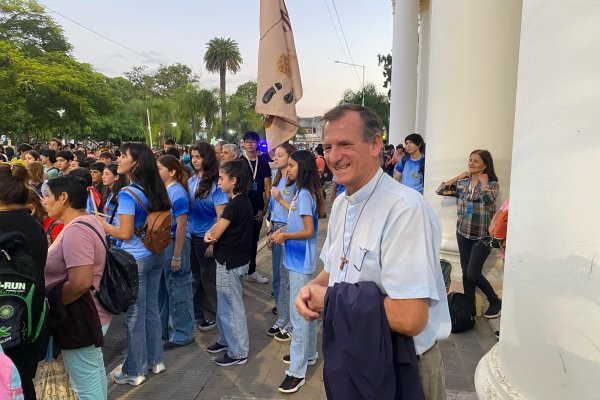 SEMANA SANTA! “Vivan como peregrinos y no como meros turistas” dijo Monseñor Canecin