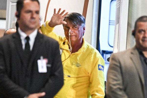 Bolsonaro se somete a una sexta operación quirúrgica relacionada con el apuñalamiento de 2018