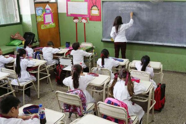 ANTICIPO! Nuevo aumento salarial para docentes