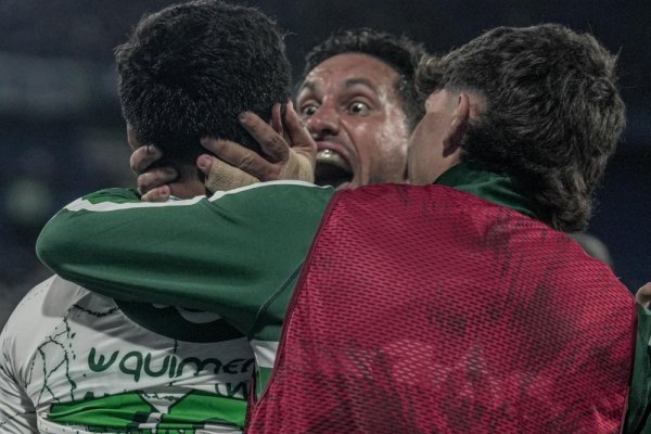 Sarmiento sorprendió a Vélez y se llevó un triunfazo de Liniers
