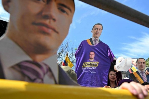 Noboa condona deudas de hasta 5.000 dólares a los ciudadanos en su primera medida tras su reelección