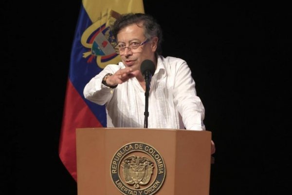 Petro decretará en Colombia la emergencia económica y sanitaria por un brote de fiebre amarilla