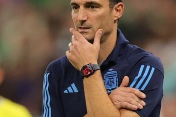 No fue convocado por Scaloni y disparó: 