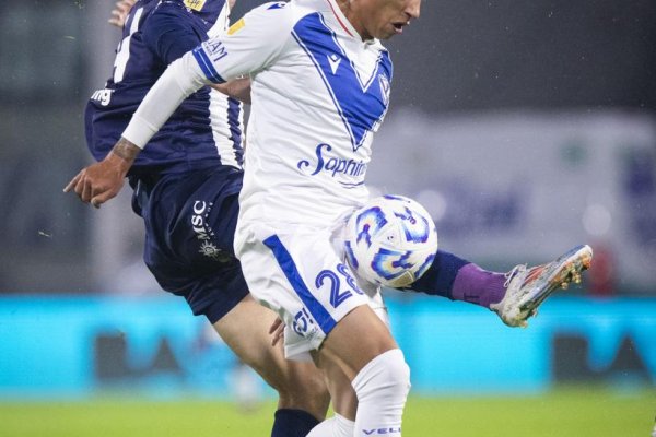 Vélez dio el golpe en Córdoba y complicó a Talleres
