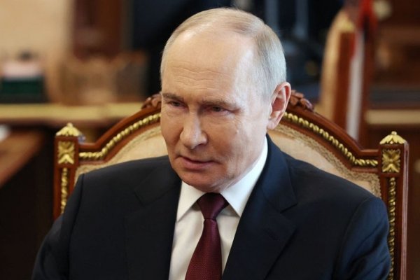 Putin declara un alto el fuego unilateral de 30 horas con motivo de la Pascua