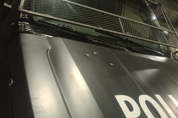 CALLES PELIGROSAS! Disturbio y agresión a la policía de Corrientes